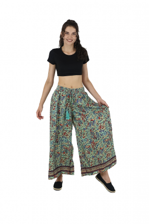 Pantaloni cu croi lejer din material fluid si fir auriu - Model 22 [2]