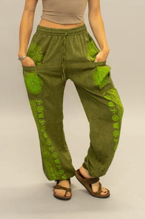 Pantaloni - Pantaloni din bumbac cu print OM și buzunare frontale - Negru