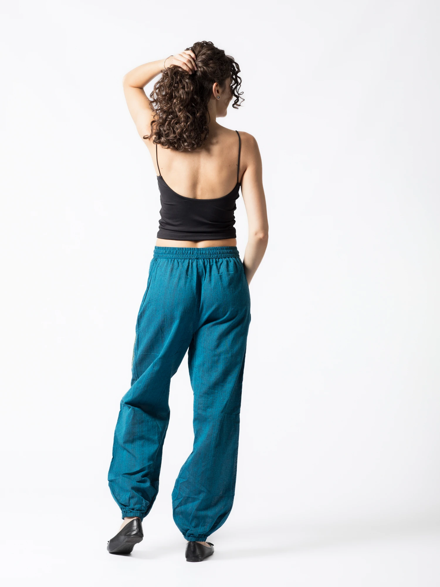 Pantaloni din bumbac cu șnur în talie și buzunare frontale cu detalii - Vișiniu [3]