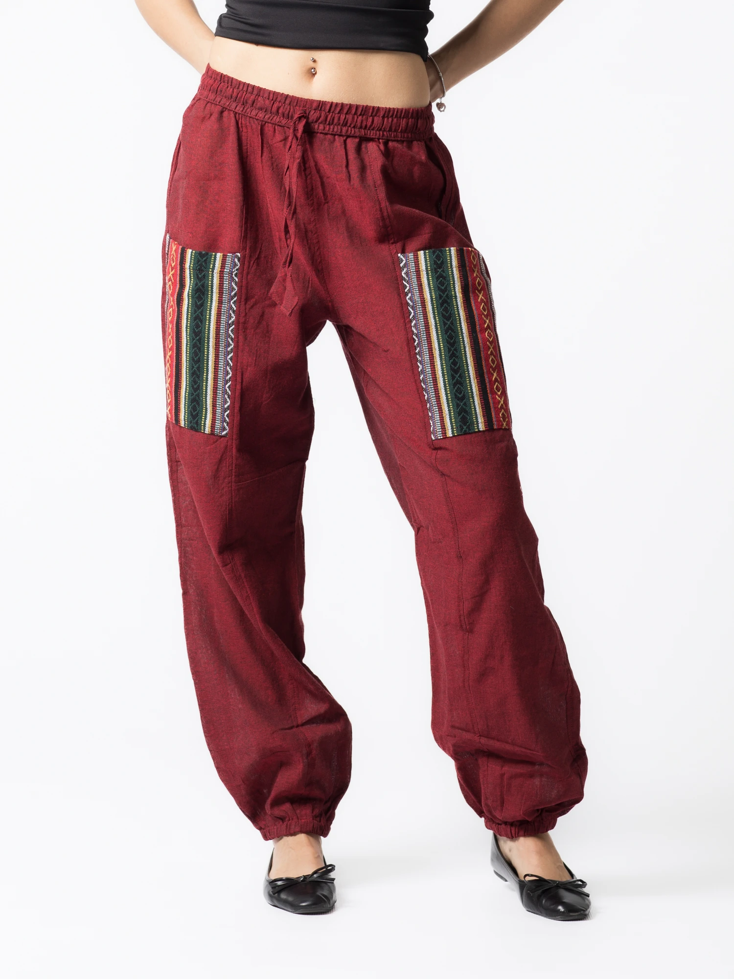 Pantaloni - Pantaloni din bumbac cu șnur în talie și buzunare frontale cu detalii - Vișiniu