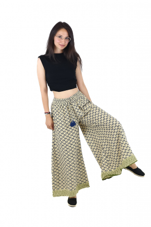 Pantaloni din bumbac evazati cu elastic si snur in talie - Model 8 [3]