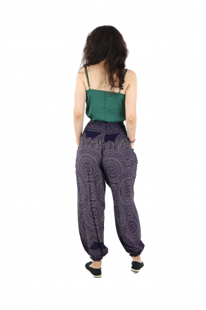 Pantaloni Jasmine din material fluid cu print Mandala all over - Verde [4]