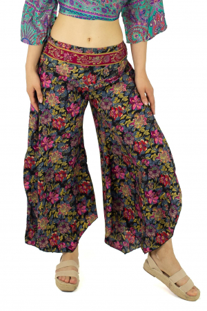 Pantaloni - Pantaloni Petal Tips din material fluid - Model 3