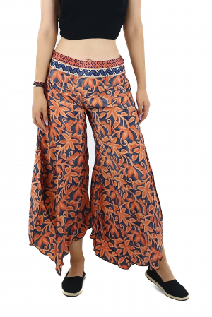 Pantaloni - Pantaloni Petal Tips din material fluid - Model 47
