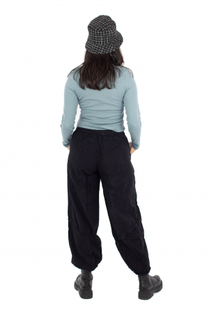 Pantaloni sport cu elastic pe picior - Negru [2]