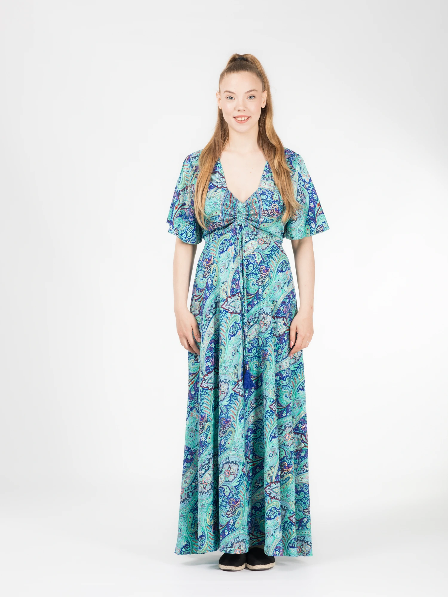 Rochii - Rochie boho lungă din material fluid cu șnur în talie și detali aurii - Model 1