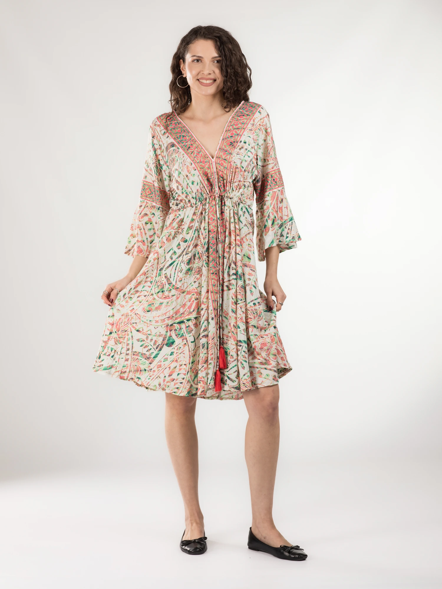 FEMEI - Rochie boho scurtă cu volănașe și print floral - Model 6