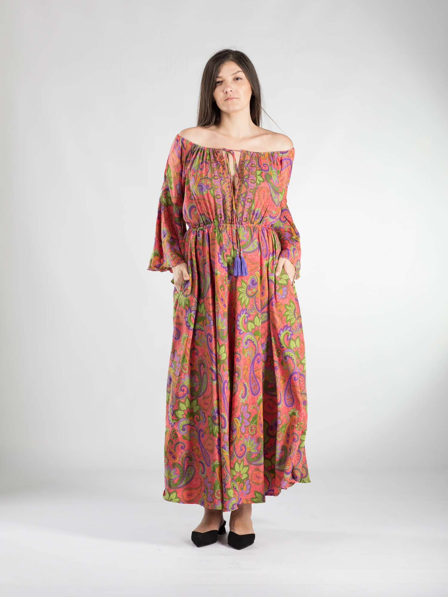 Primavara 2026 - Rochie lungă din material fluid cu mâneci 3/4 - Model 1