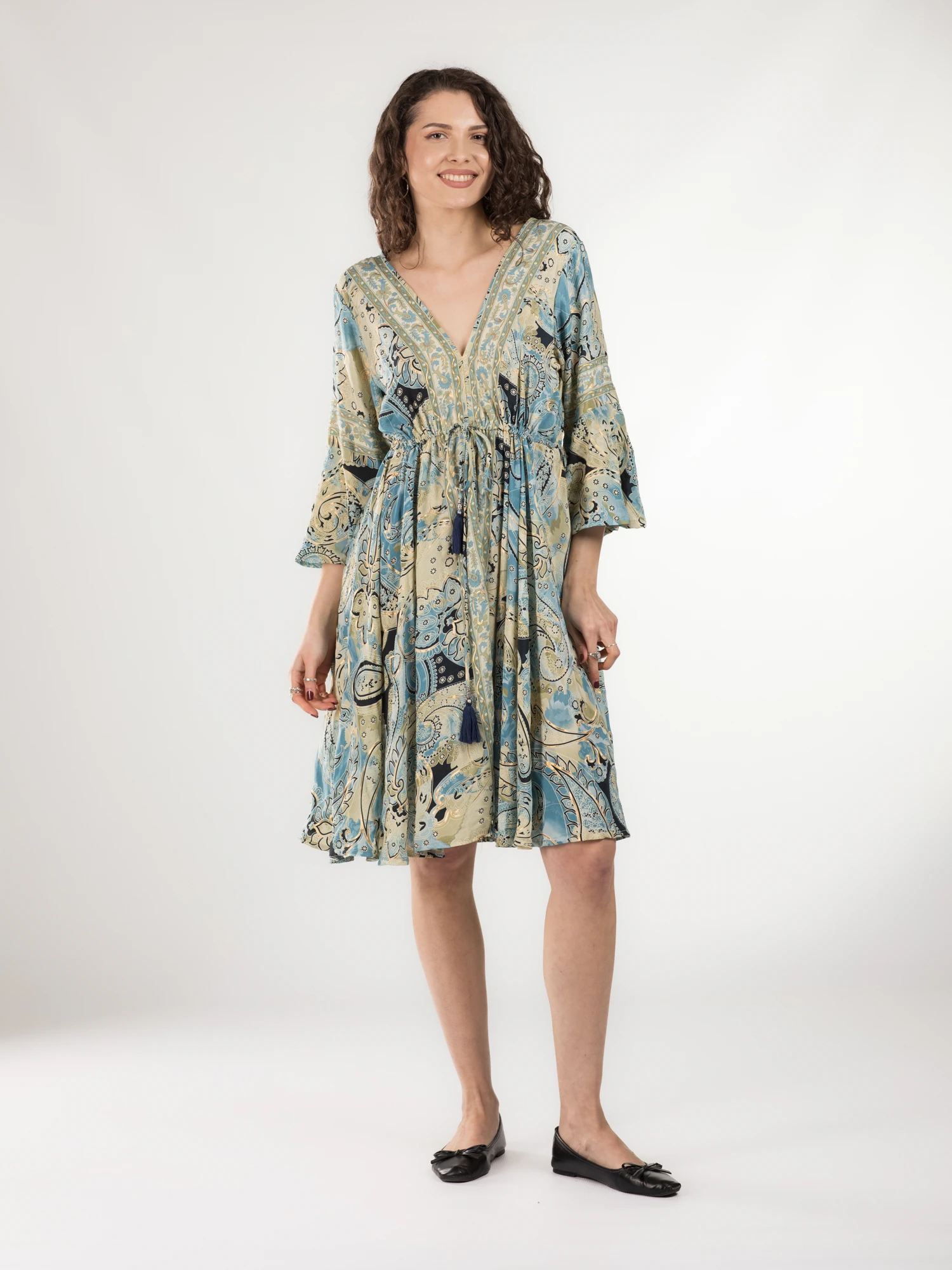 FEMEI - Rochie midi din material fluid cu șnur în talie și mânecă lungă - Model 18