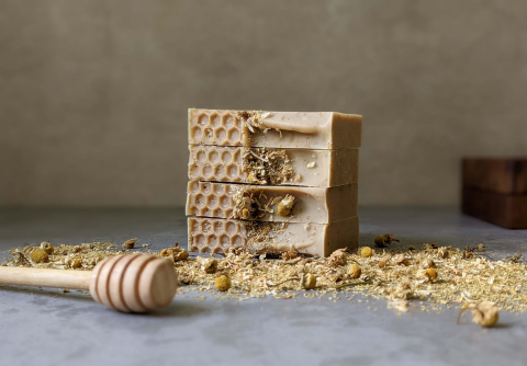 Sapun Natural - Chamomile & Honey [2]