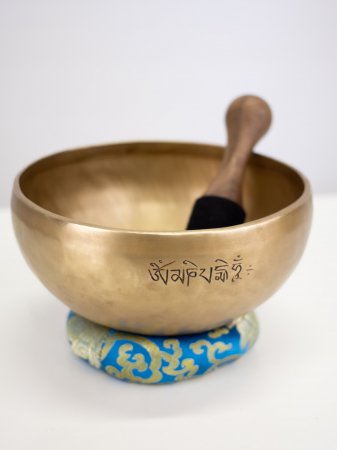 Singing Bowl Tibetan Autentic Forjat manual - Full Moon Antique Kata,  21 cm, 1,492 Kg [1]