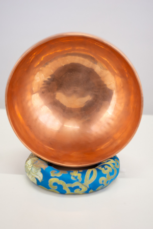 Singing Bowl Tibetan Autentic Forjat manual - Copper Color, 20 cm, 1,235 Kg [2]
