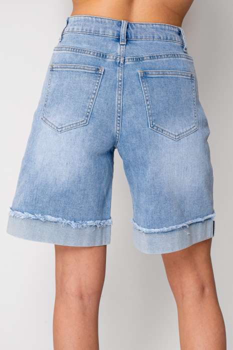 Short denim jeans with a rolled hem Light Blue [4]