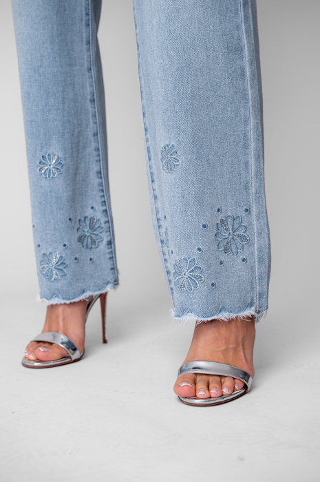 Regular long jeans with floral embroidery Light Blue [5]