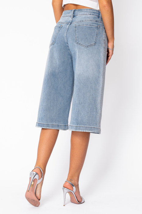 Blue elasticated denim shorts with rhinestones [3]