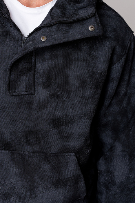 Black short zip hoodie [5]
