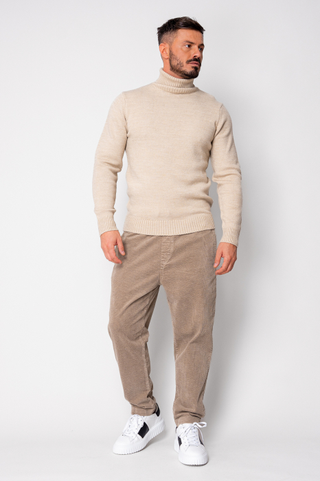 Long straight pants made of Beige [5]
