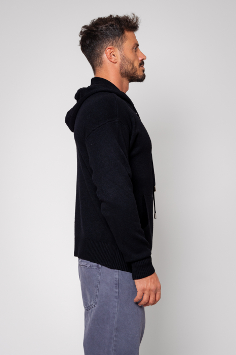 Black hoodie [2]