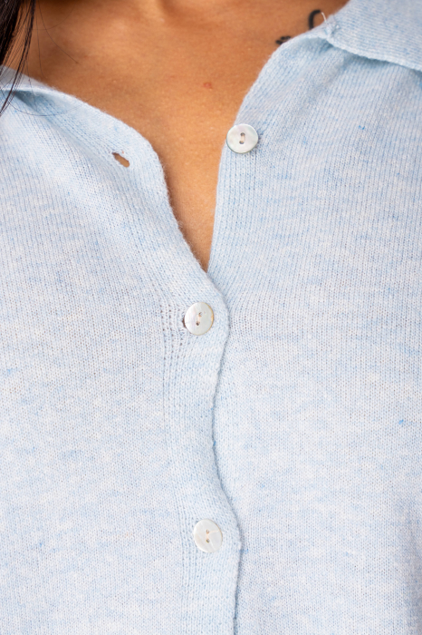 Lightweight button-up sweater in a wool-cashmere blend – Sky blue [4]