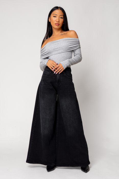 Grey off-shoulder blouse [5]