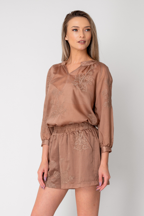 Set bluza si pantalon scurt cu broderie Brown [2]