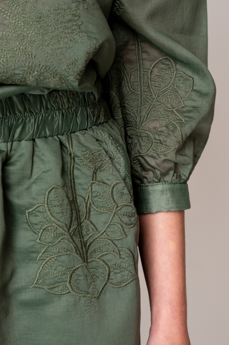 Set bluza si pantalon scurt cu broderie Dark Green [4]