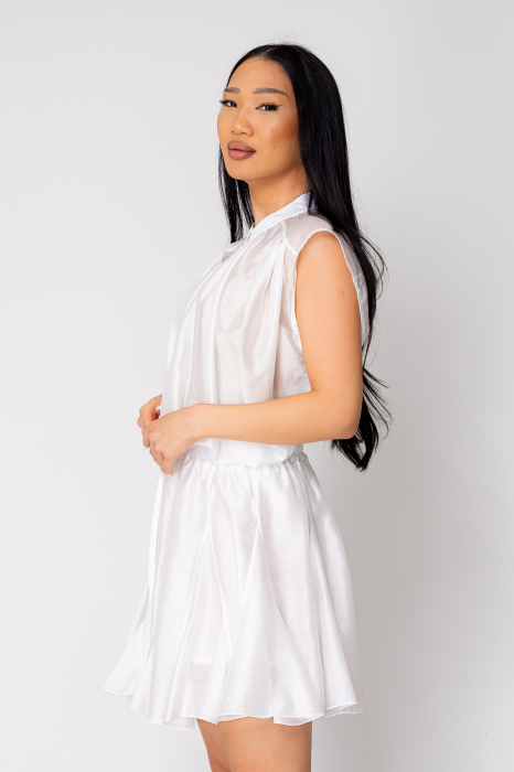 White Shirt and Shorts Set [2]