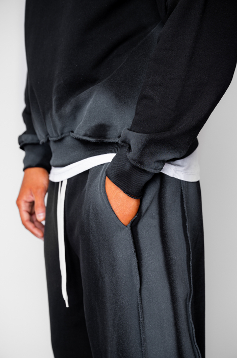 Set hanorac si pantalon cu cusaturi exterioare Black Prespalat [5]