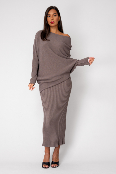 Set Pulover Asimetric si Fusta lunga Taupe [1]