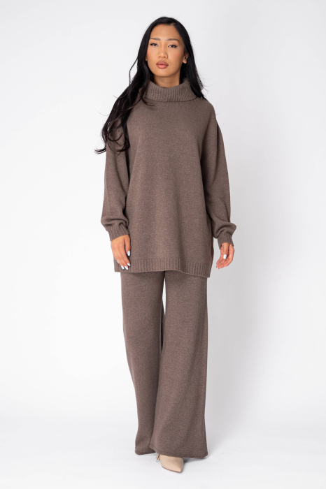 Set Pulover cu guler inalt si Pantalon lung mix de lana si casmir Taupe