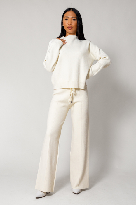 Off White Sweater and Long Pants Set [1]
