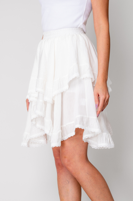 White asymmetric short skirt [3]