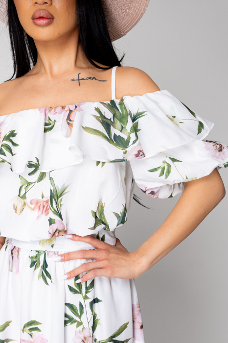 Off-shoulder Top and Long Skirt Set Off White/Green [3]