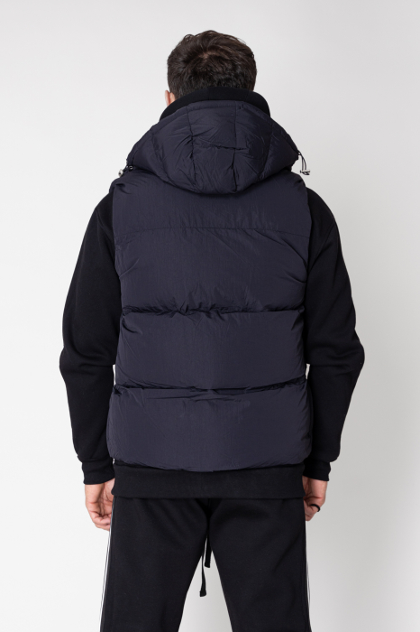 Black Hooded Vest [3]