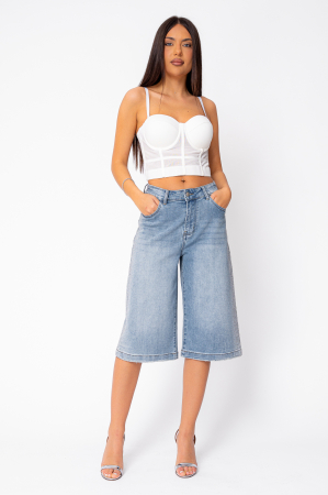 Shorts - Blue elasticated denim shorts with rhinestones