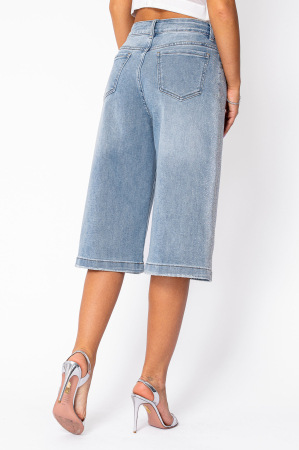 Blue elasticated denim shorts with rhinestones [2]