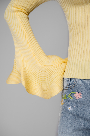 Knitted blouse with flared sleeves Light Yellow [3]