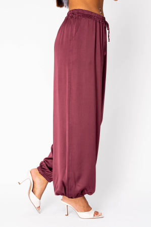 Burgundy silk blend long puffer pants [1]