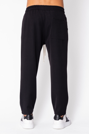 Pleated trousers with back pocket Black [2]
