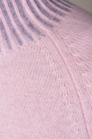 Pink/Grey 100% wool sweater [4]