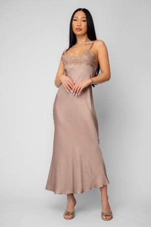 Femei - Rochie lunga cu bretele si dantela Beige