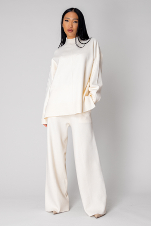 Women - Blouse and long pants set in Off White wool mix