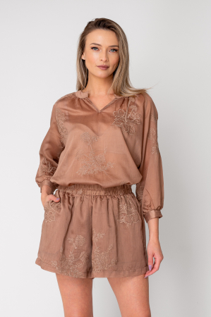 Sale Women - Brown embroidered blouse and short pants se