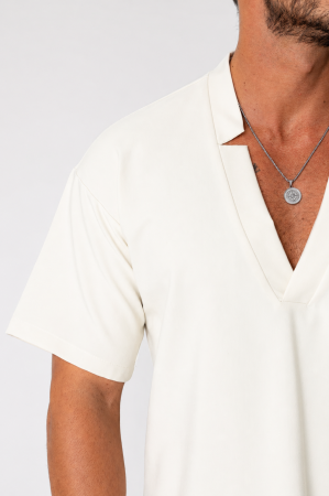 Set Como bluza V-cut si pantaloni scurti Off White [4]