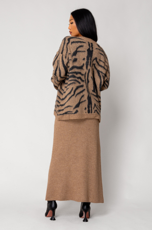 Sweater and Long Skirt Set Black/Brown [3]