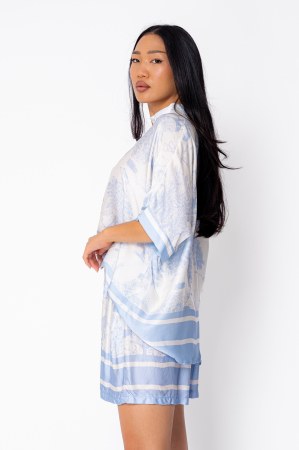 Off White/Blue Shells silk blend blouse and short pants set [2]