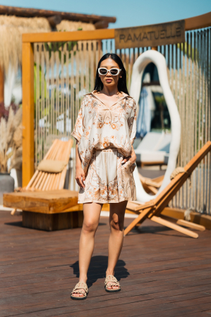 Off White/Brown Shells silk blend blouse and short pants set [3]