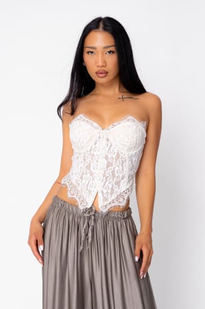 Tricouri si Topuri - Corset din dantela Cream