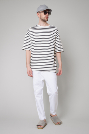 PROMOTII - Tricou Barbati Essence Oversized White/Black