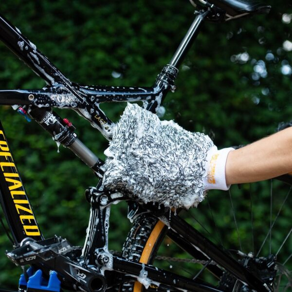 Sampon concentrat spalare bicicleta Gtechniq Bike Wash, 250ml [3]